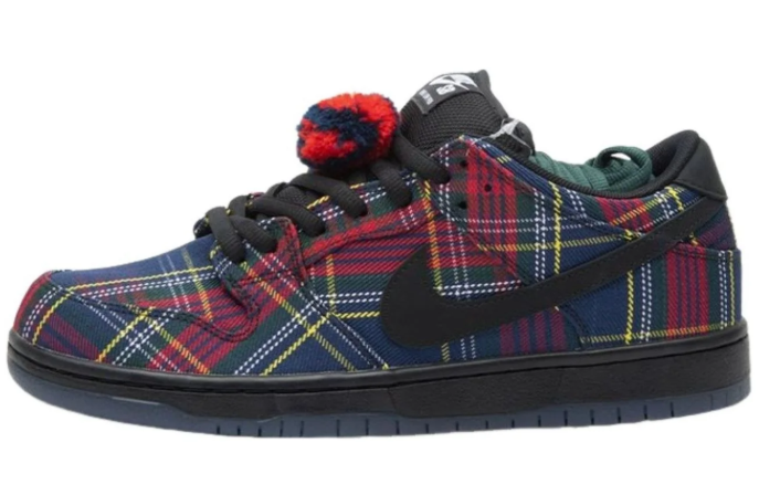 Nike x Nardwuar SB Dunk Low 'Tartan'