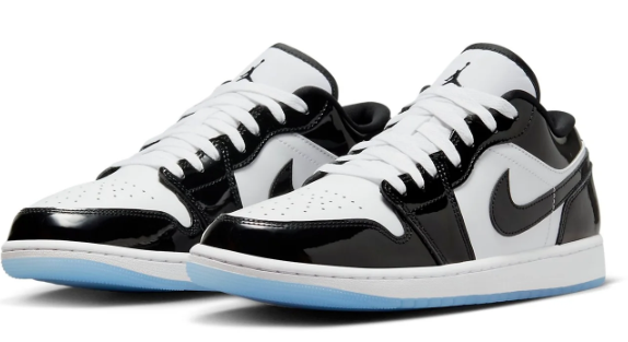 Air Jordan 1 Low SE Sneakers - Black/White/Concord