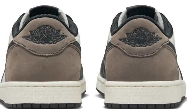 Air Jordan 1 Low OG Sneakers - Mocha