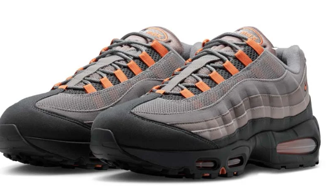 Nike Air Max 95 OG 'Pencil Point Hot Curry' Sneakers