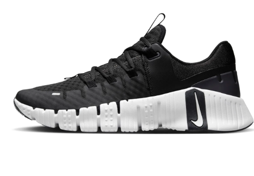 Nike Free Metcon 5 Men's Sneakers - Black & White