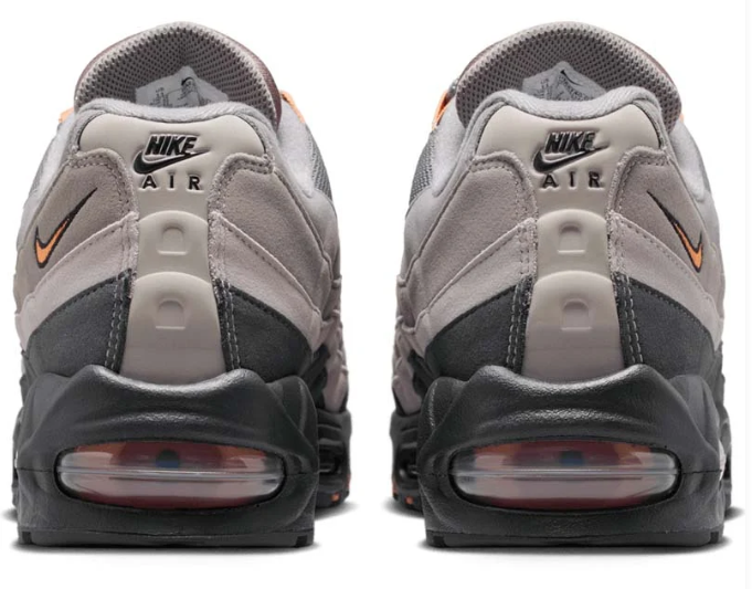 Nike Air Max 95 OG 'Pencil Point Hot Curry' Sneakers