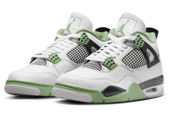 Air Jordan 4 Retro Women's Sneakers - Seafoam