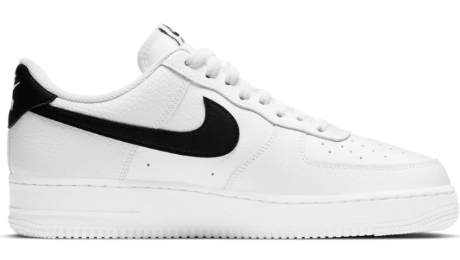 Nike Air Force 1 '07 - White & Black Sneakers